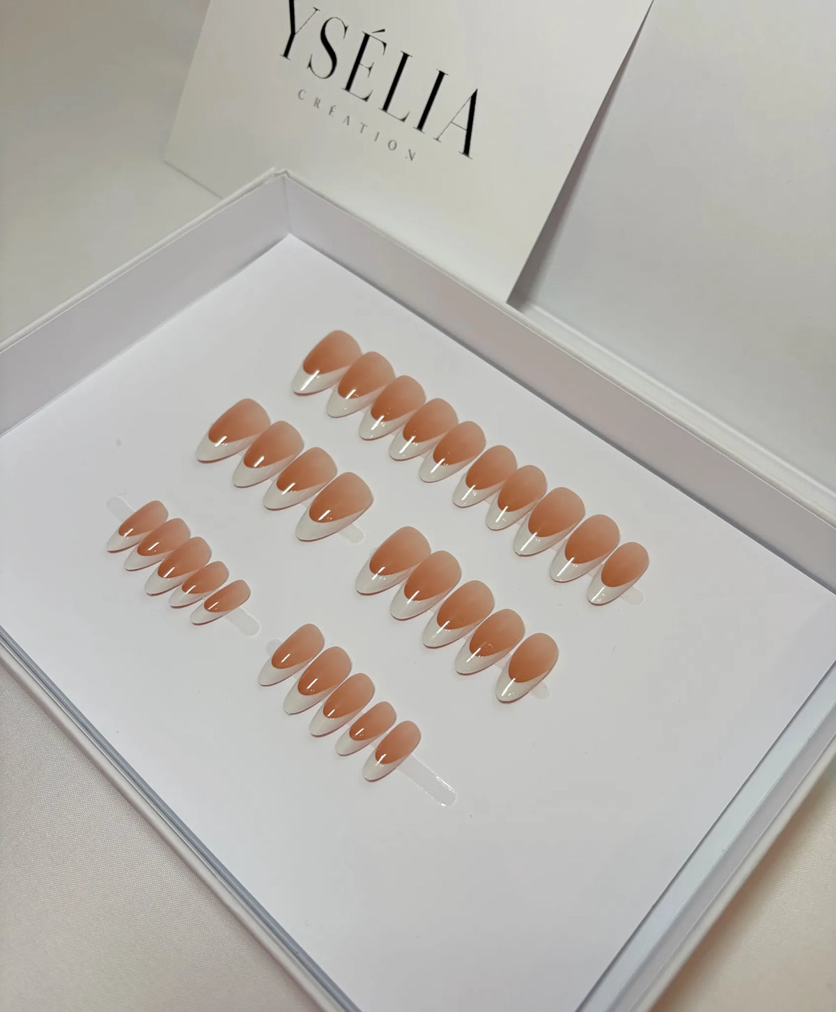 French Amande — Mi-longue